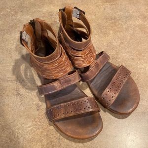 Bed Stu Brown Leather Sandals